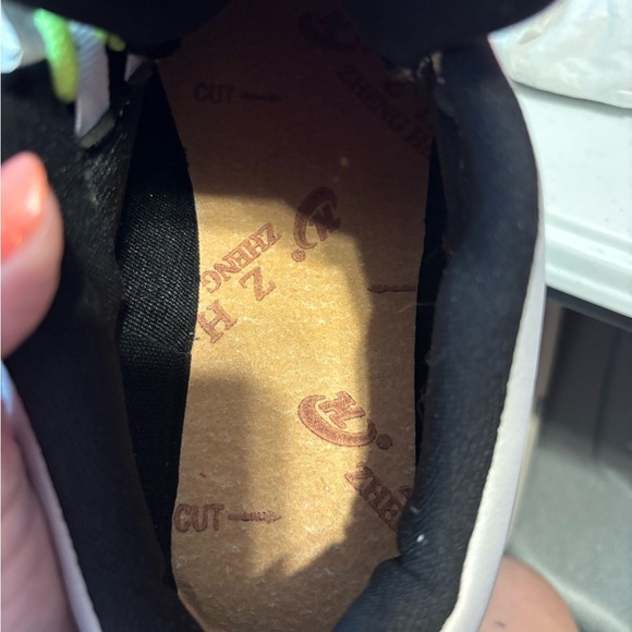 Men's Athletic Shoes - Black and Neon Green - Picture 8 of 9